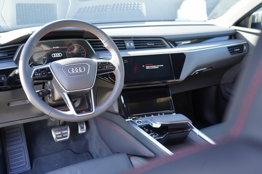 Audi Q8 e-tron S-line quattro