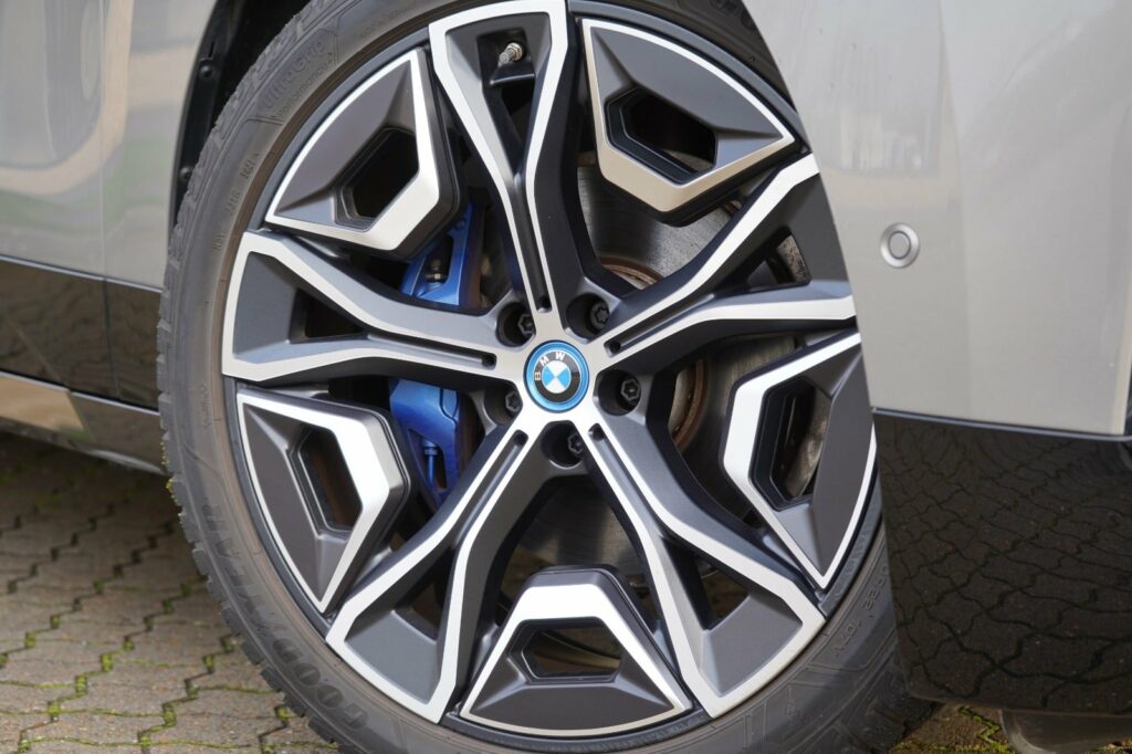 BMW iX xDrive50 Fully Charged Sport