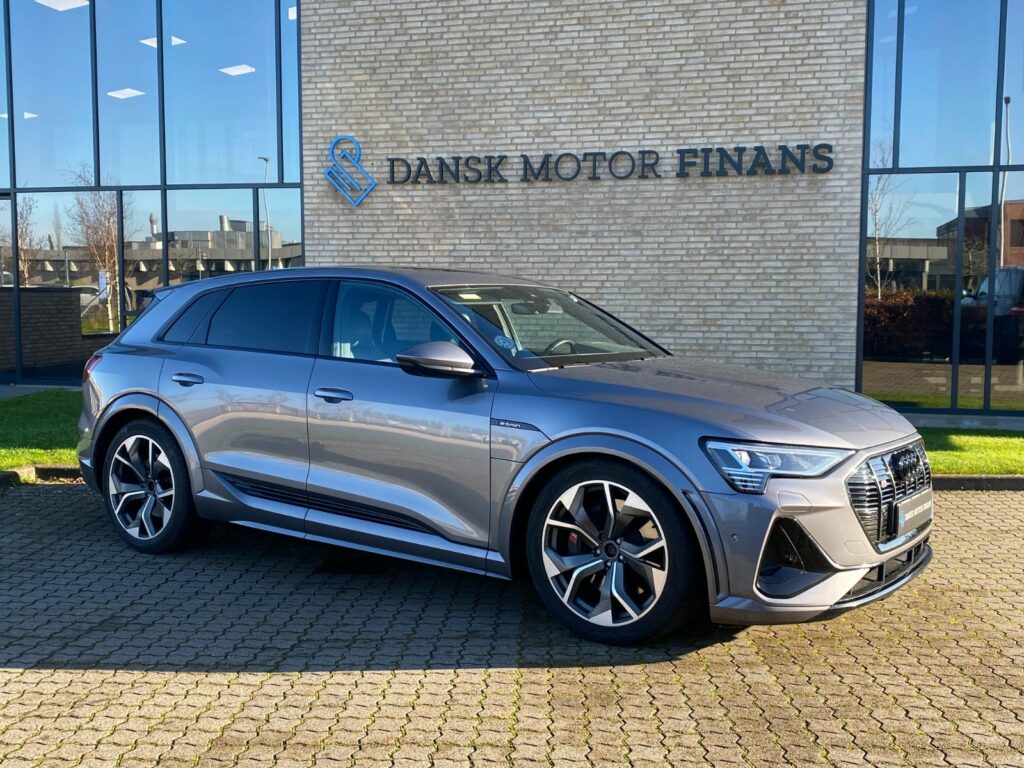 Audi e-tron S quattro