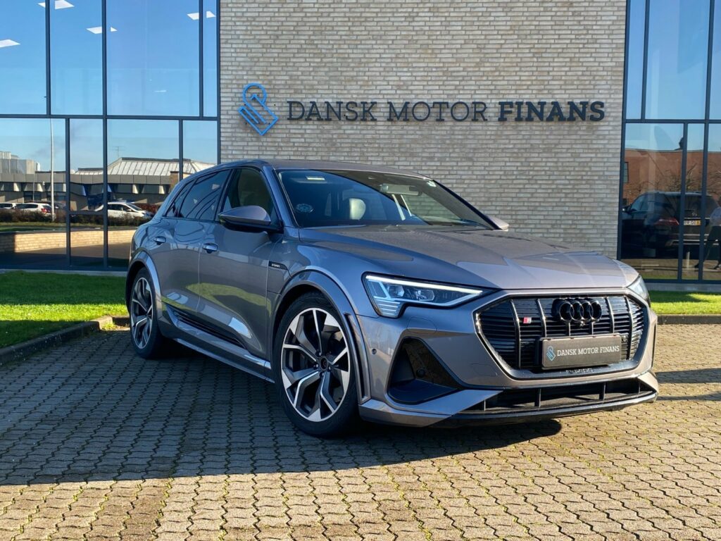 Audi e-tron S quattro